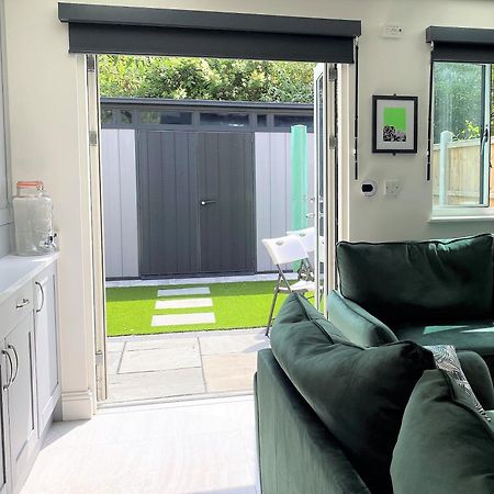 Superb Townhouse Near Vibrant Gloucester Road Bristol Kültér fotó