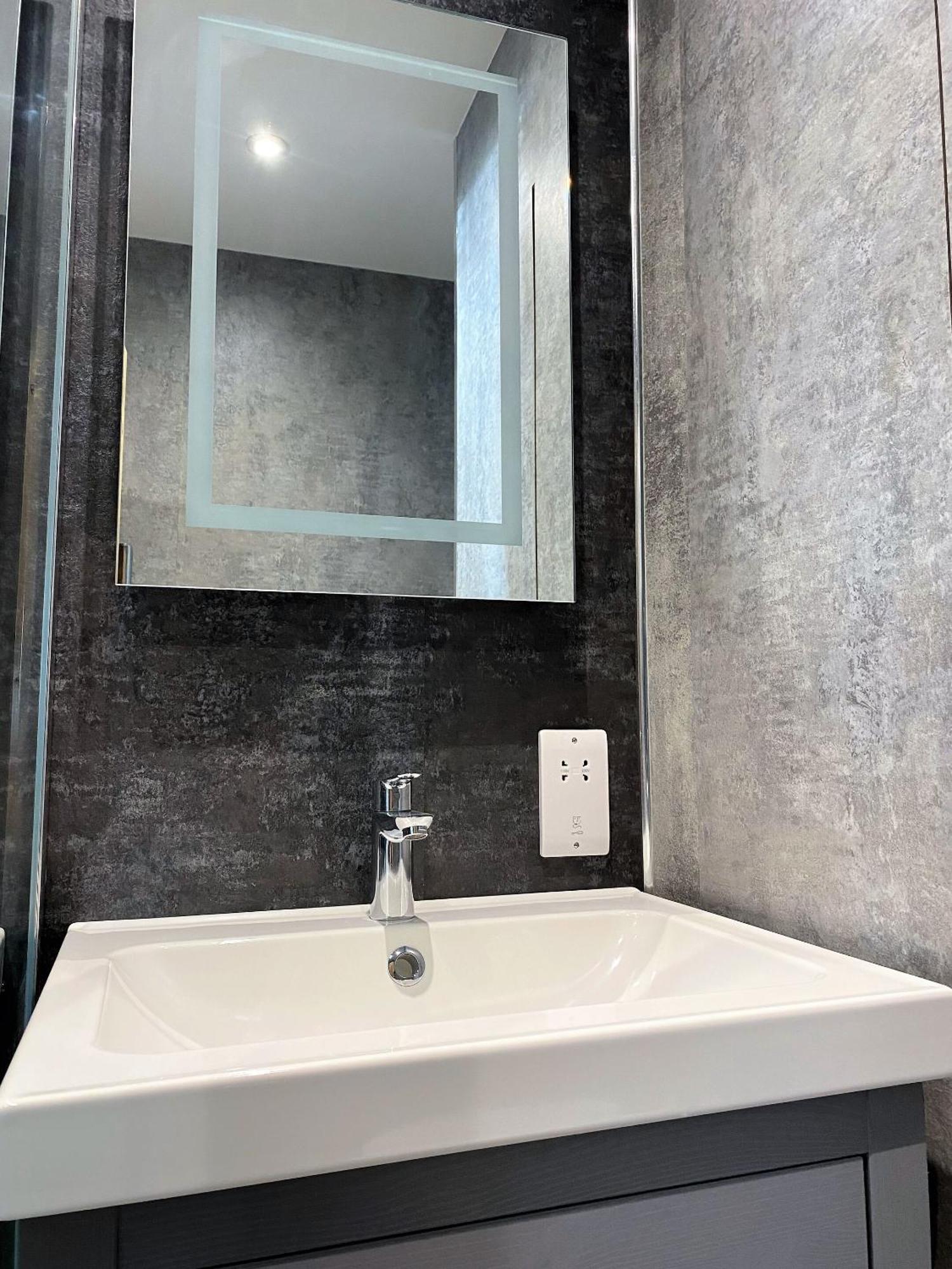 Superb Townhouse Near Vibrant Gloucester Road Bristol Kültér fotó